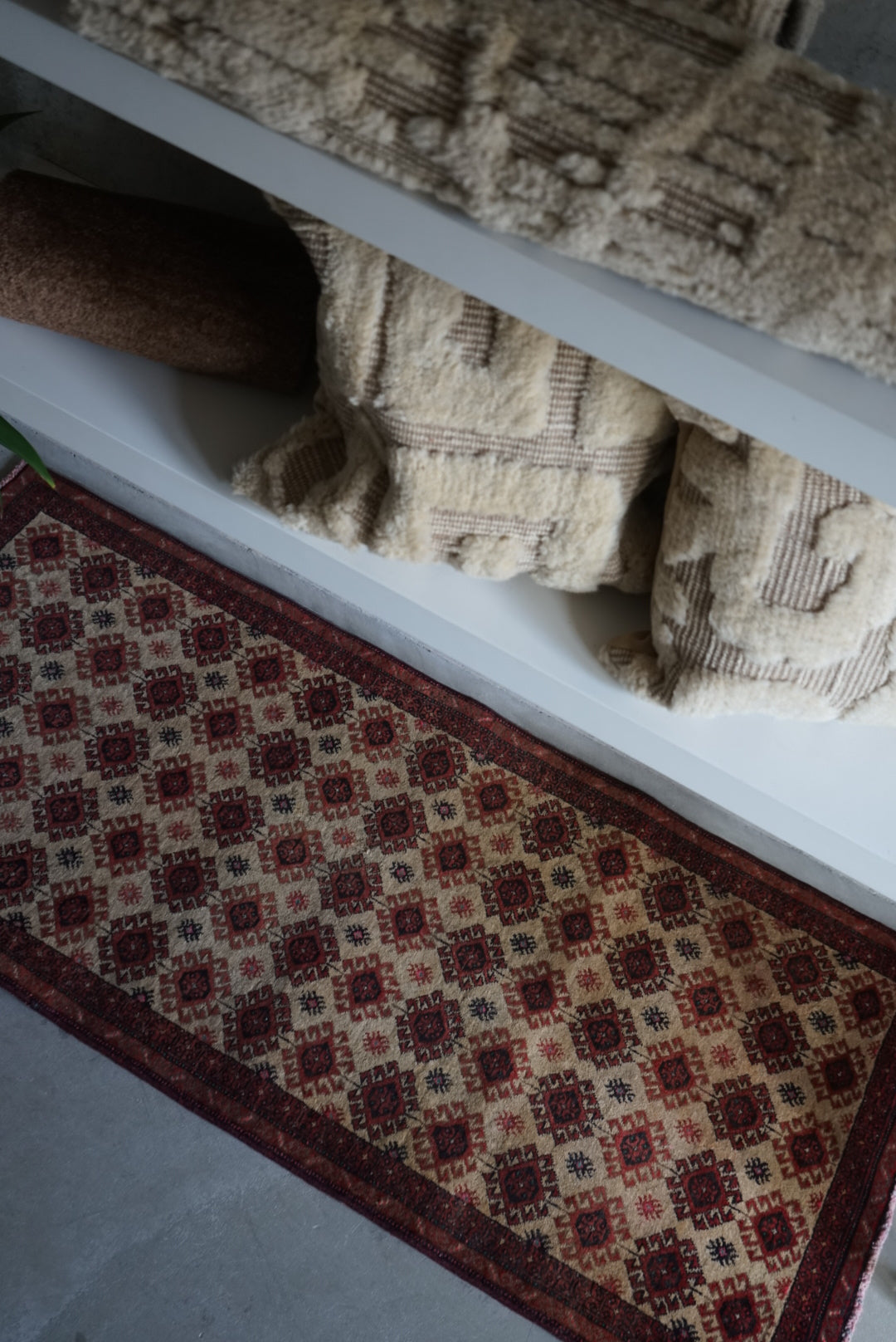 Türkiye Old Oushak Beige Runner size 1970年代 133 × 58.5cm No.TR25242