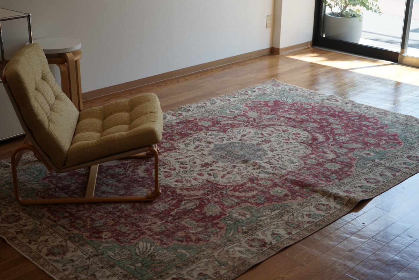 Türkiye Old Isparta Medallion Red , Green 1960年代 283 × 172 cm No.TR25383