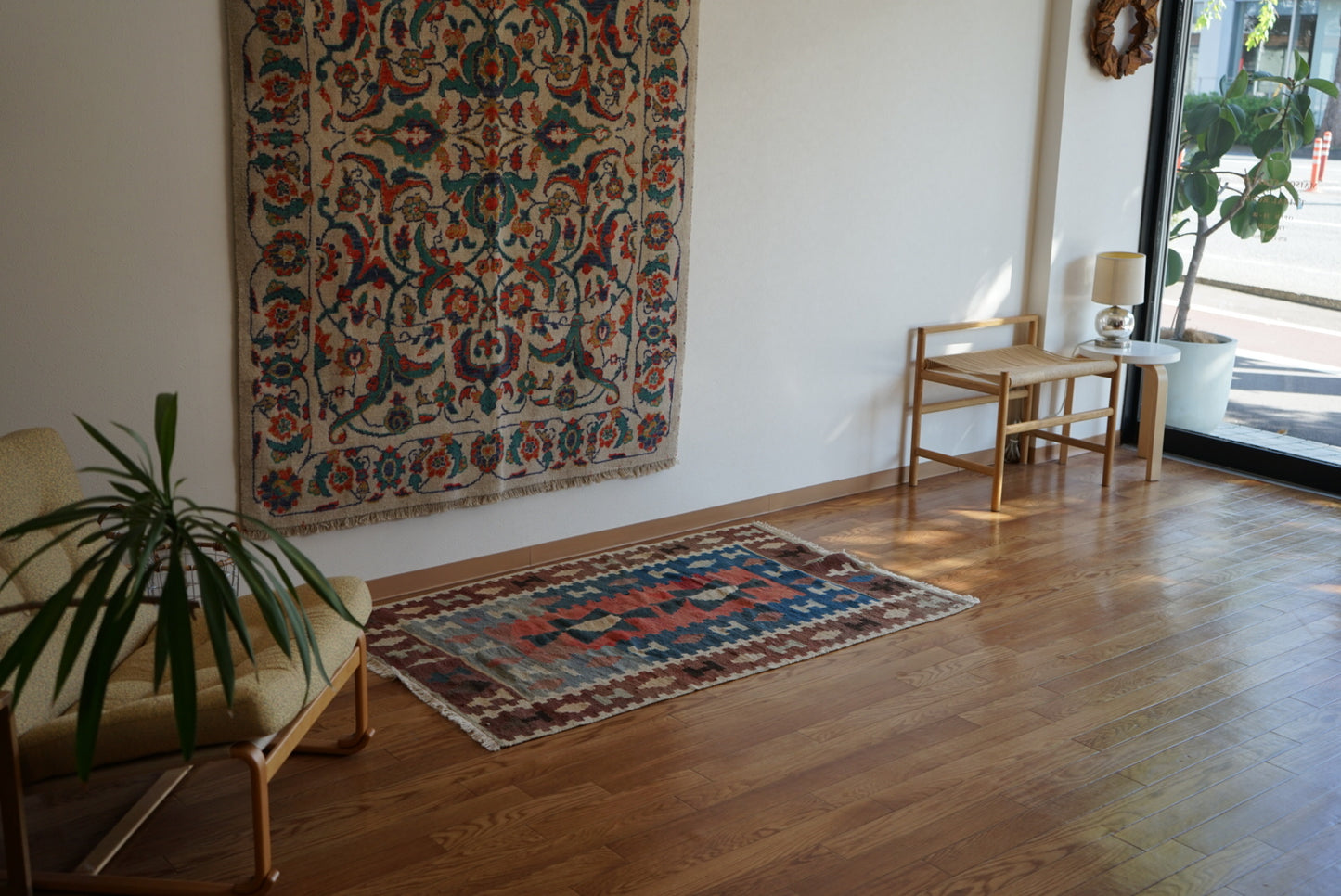 Türkiye Old Kilim Anatoria Tribal Design Blue , Brown , Red 1980年代 145 × 92.5 cm No.TR25549 / 国内送料無料・羊毛手織りキリム