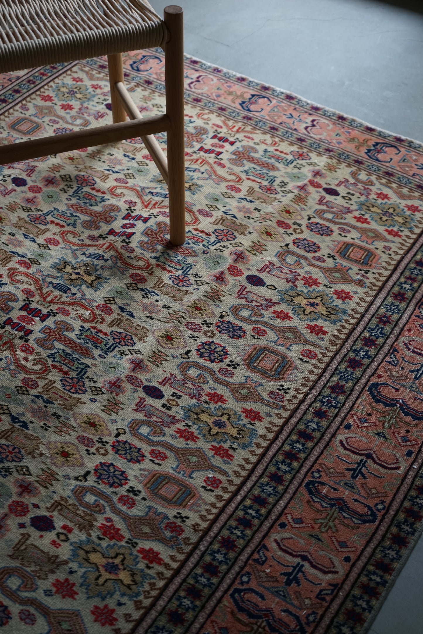 TURKEY OLD KAYSERI PINK 1950-1960年代 212 × 145 cm No.TR25190