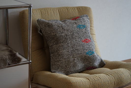 Türkiye Old Kilim Cushion Cover Glay Color Charm 50 × 50 cm No.TR25522 / 国内送料無料・羊毛手織りキリム