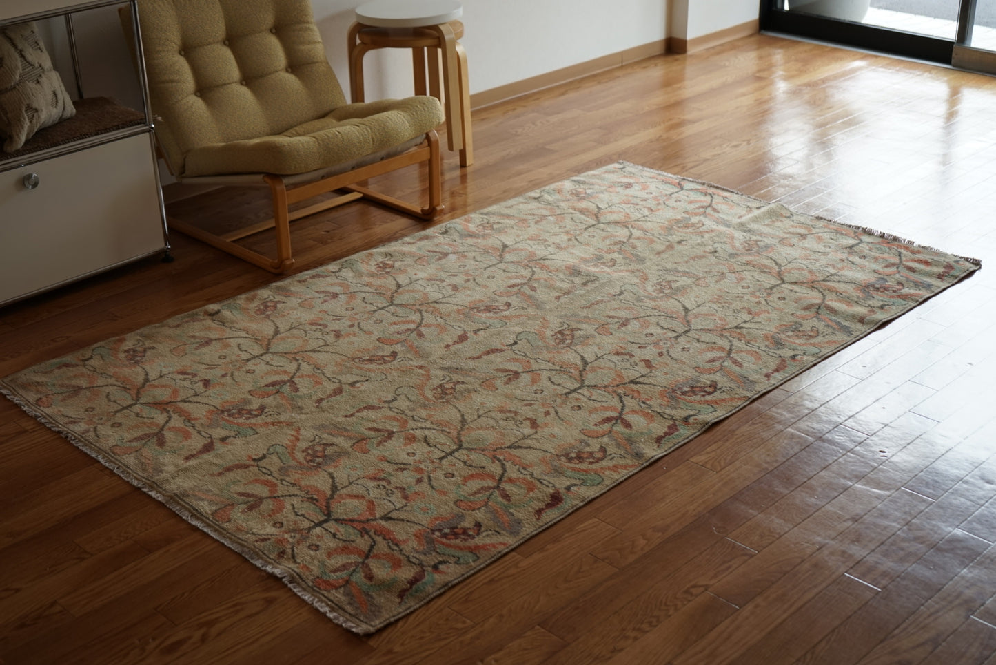 Türkiye Old Isparta Beige Floral 1970年代 218 × 136 cm No.TR25267