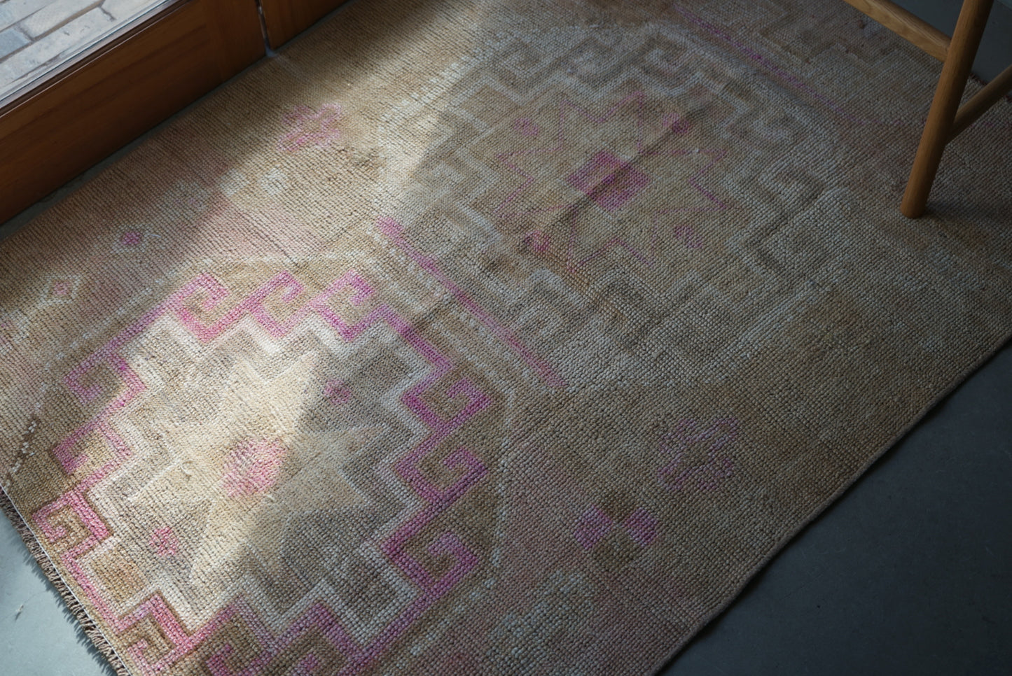 Türkiye Old Oushak Small Size 1970年代 131 × 99 cm No.TR25220