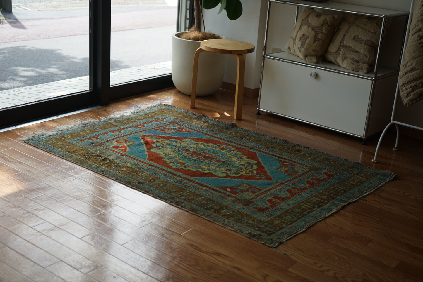 Türkiye Old Oushak Shabby Turquoise Medallion 162 × 109 cm No.TR25333
