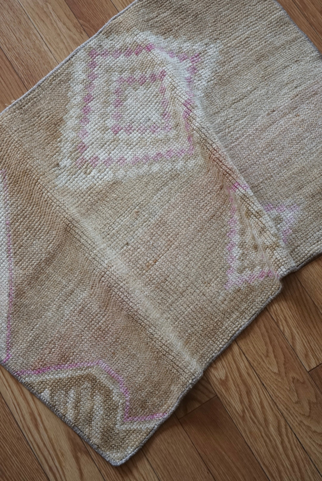 Türkiye Old Oushak Beige , Pink Diamond 1970年代 89 × 57 cm No.TR25501 / 国内送料無料
