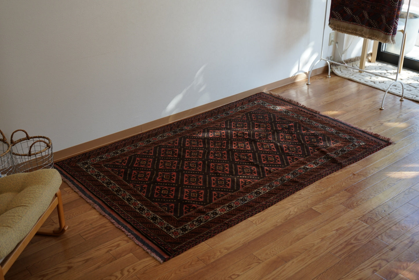 Afghanistan Old Baluch Taimani 1980年代 193 × 123 cm  No.AF2543 / 国内送料無料・羊毛手織り絨毯