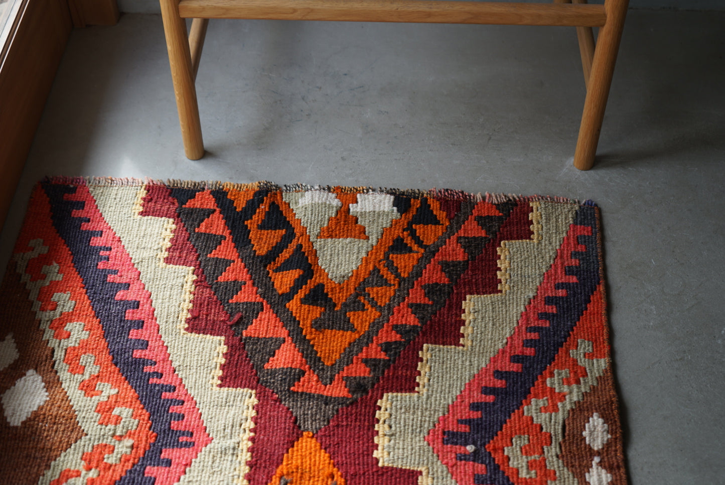 Türkiye Old Kilim Mix Color 98 × 79 cm No.TR25308