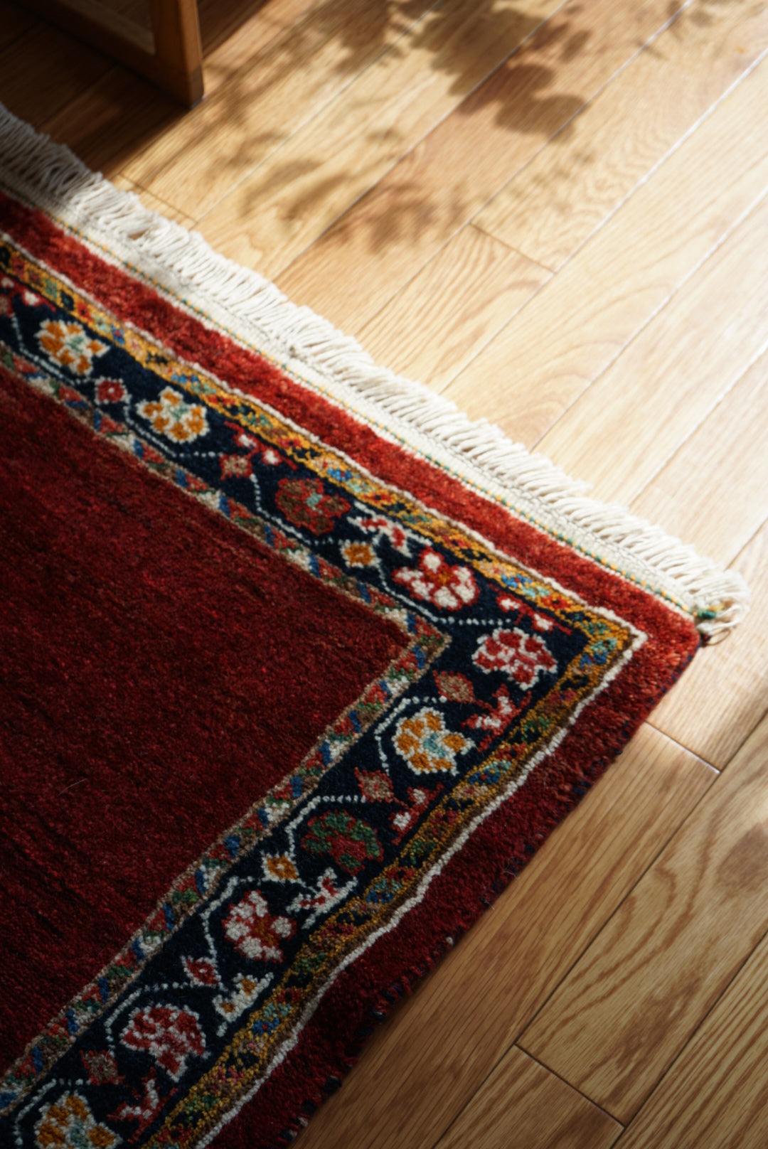 Iran Shiraz Qashqai Gabbeh Rich Red 119.5 × 85 cm