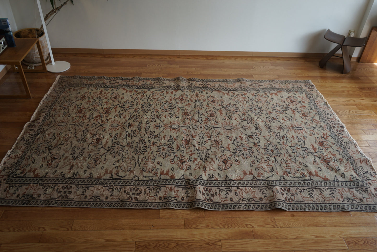 Türkiye Old Kayseri Olive , Beige Flower 1970年代 270 × 169 cm No.TR25389