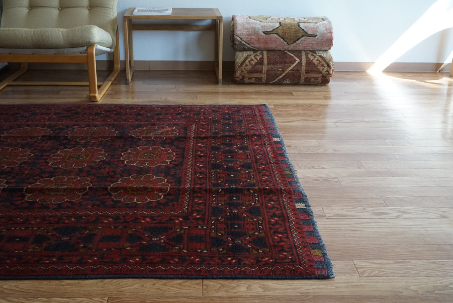 店頭販売 Afghanistan Vintage Turkmen 1980年代 201 × 146.5 cm  No.AF2536 / 国内送料無料・羊毛手織り絨毯