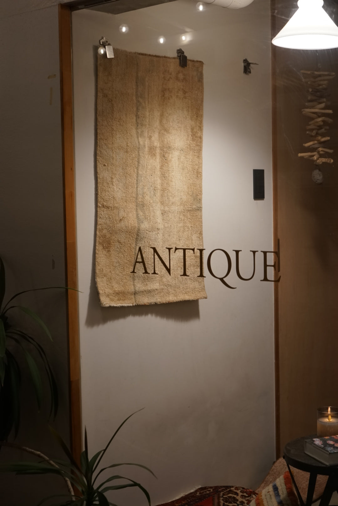 Türkiye Old Oushak Beige Blue Small size 1970年代 85 × 53 cm No.TR25246