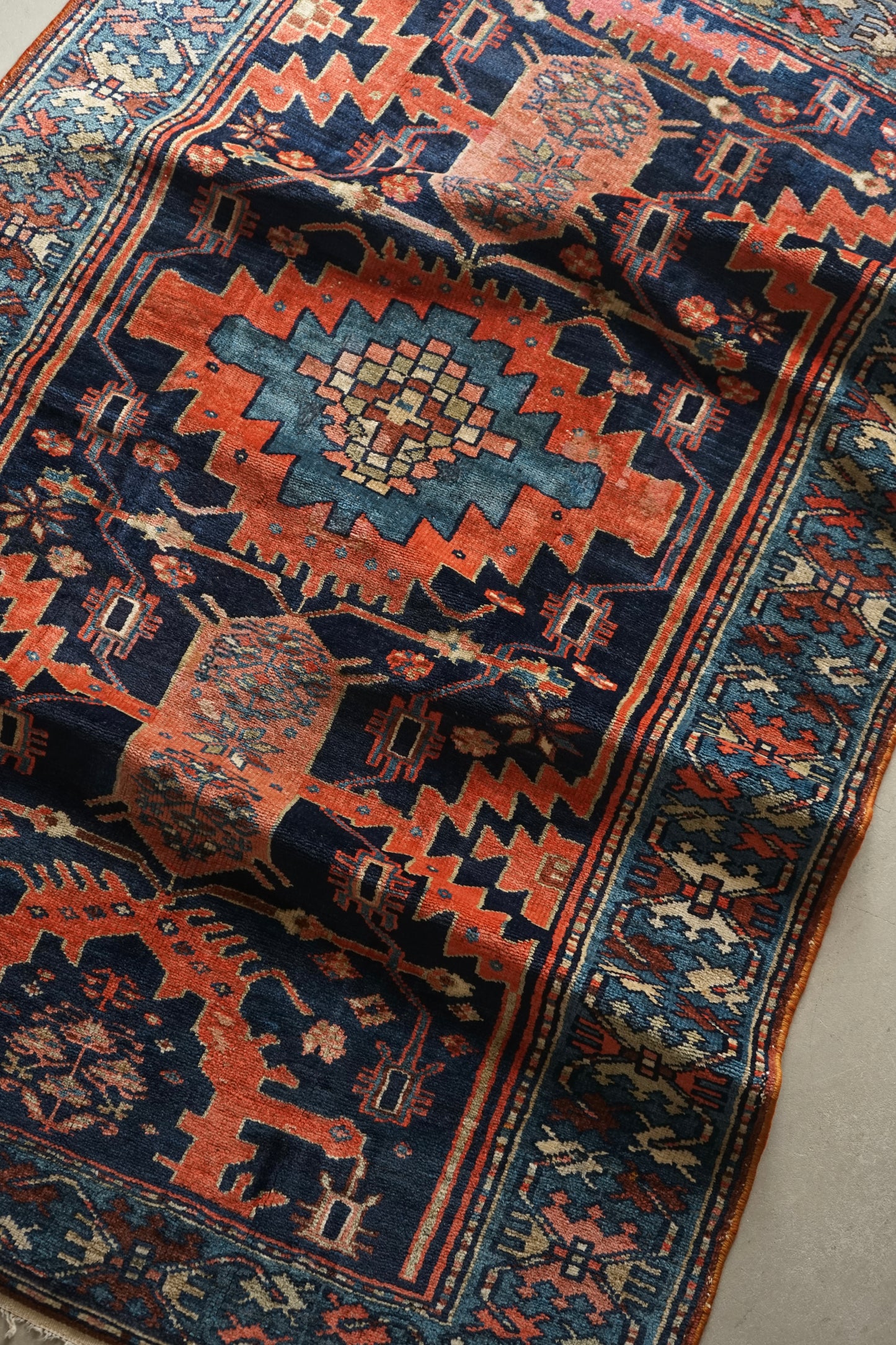 店頭販売 IRAN ANTIQUE BAKHTIARI 1820-1840年代 151 × 101 cm