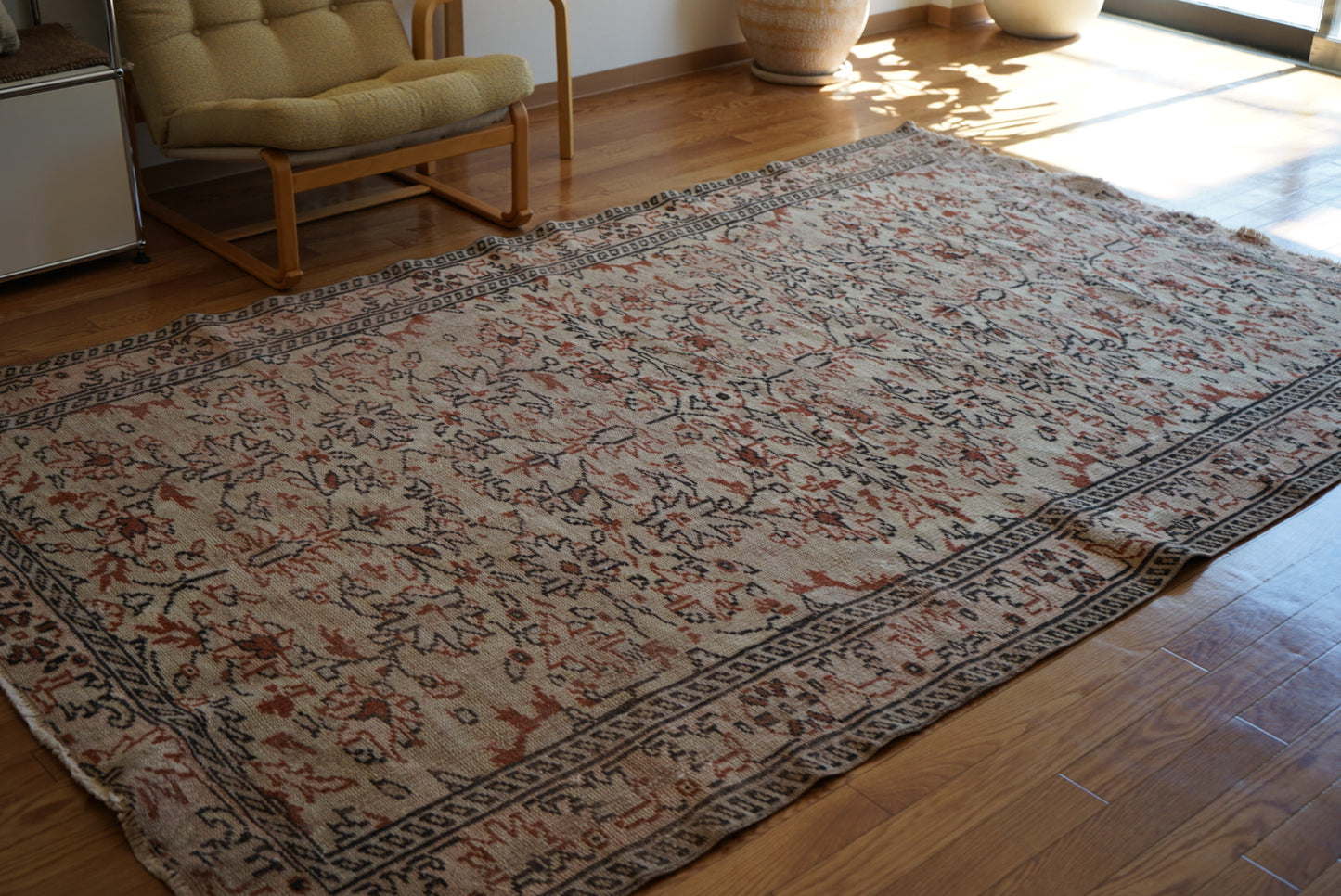 Türkiye Old Kayseri Olive , Beige Flower 1970年代 270 × 169 cm No.TR25389