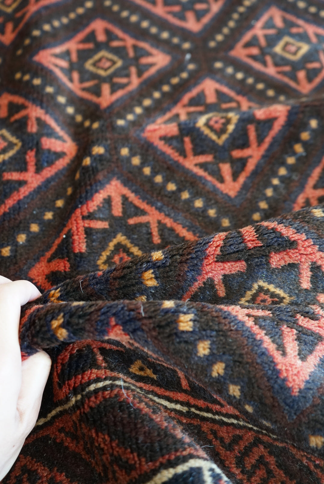 Afghanistan Old Baluch Taimani 1980年代 193 × 123 cm  No.AF2543 / 国内送料無料・羊毛手織り絨毯