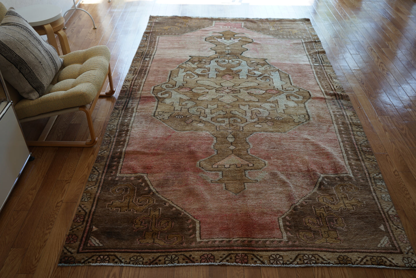 TURKEY OLD OUSHAK SALMON PINK 1970年代 286 × 162 cm No.TR25197