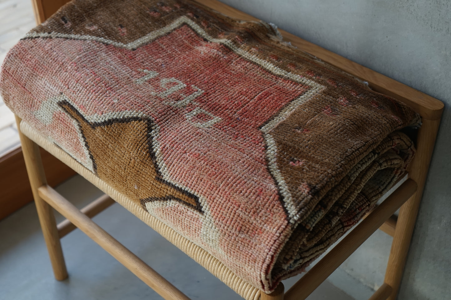 TURKEY OLD OUSHAK SALMON PINK 1970年代 286 × 162 cm No.TR25197