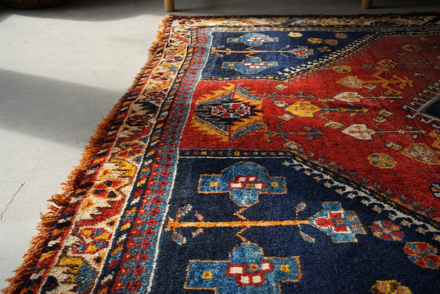 店頭販売 IRAN ANTIQUE QASHQAI BOLVALDI 1860年代 136 × 108 cm / 4'4" × 3'5" ft