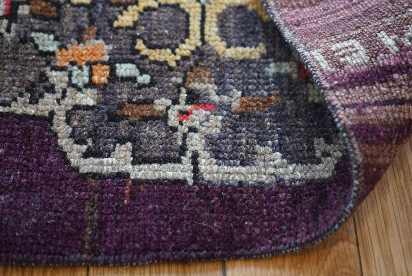 Türkiye Old Oushak Purple , Glay Medallion 1970年代 77 × 44 cm No.TR25420