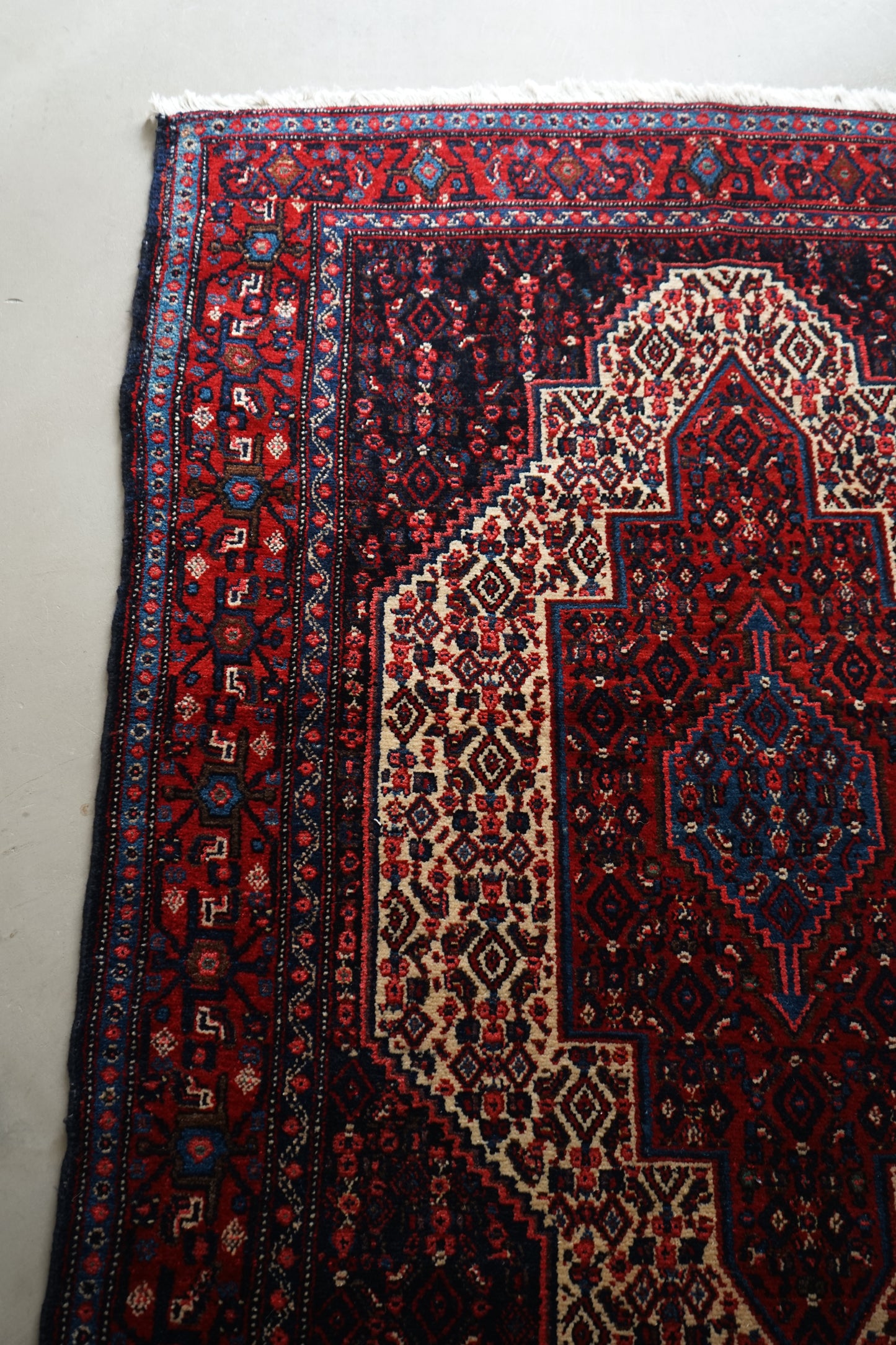 TURKEY OLD SANANDAJI DESIGN 1950年代 164 × 120 cm No.TR25110