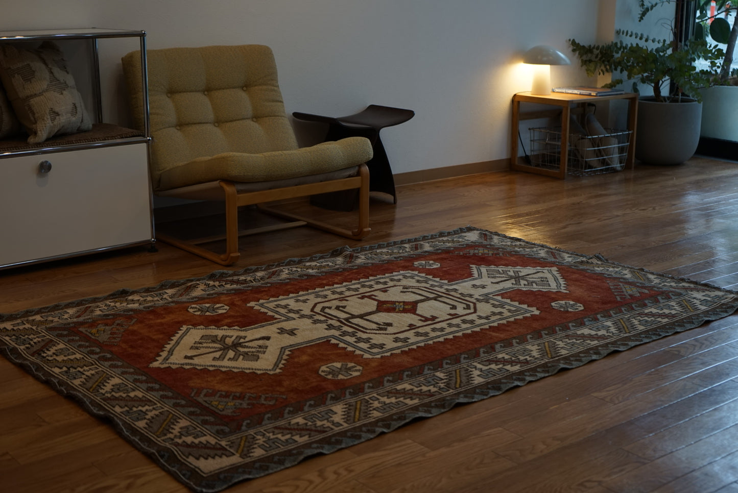Türkiye Old Eastern Anatolia Orange Medallion 1960年代 194 × 121 cm No.TR25400