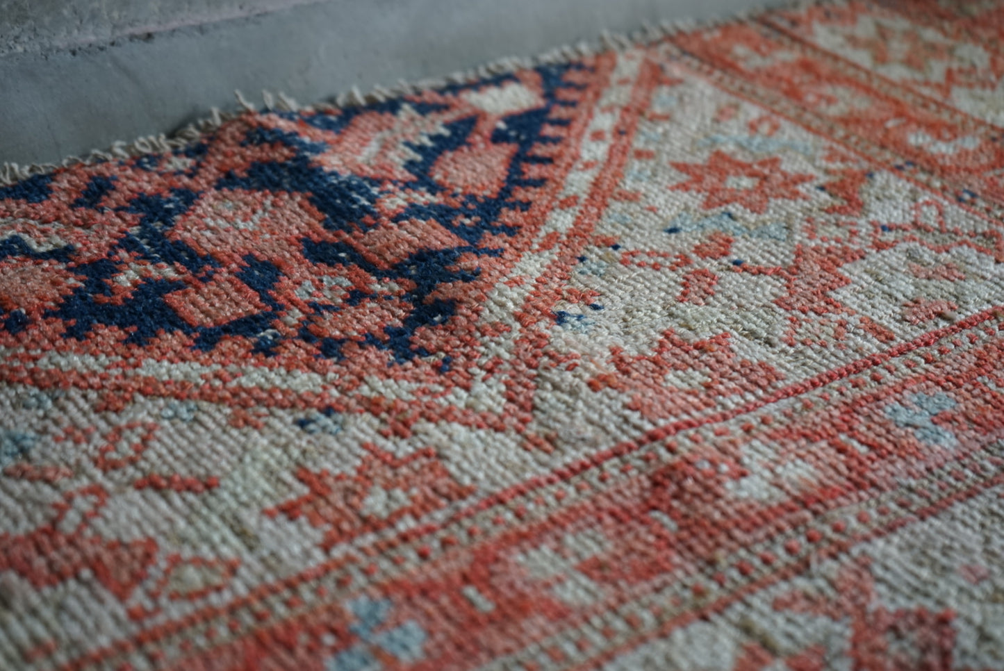 Türkiye Old Oushak Red Small size 1970年代 96.5 × 44 cm No.TR25241