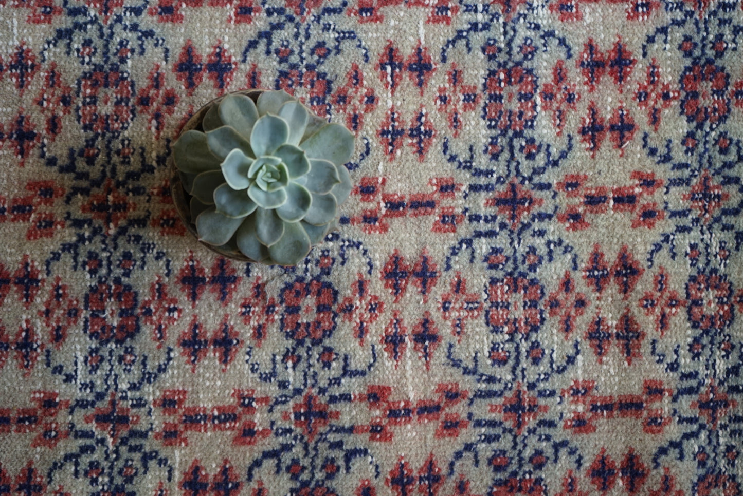 Türkiye Old Isparta Beige , Red , Navy Runner 1970年代 262 × 130 cm No.TR25263