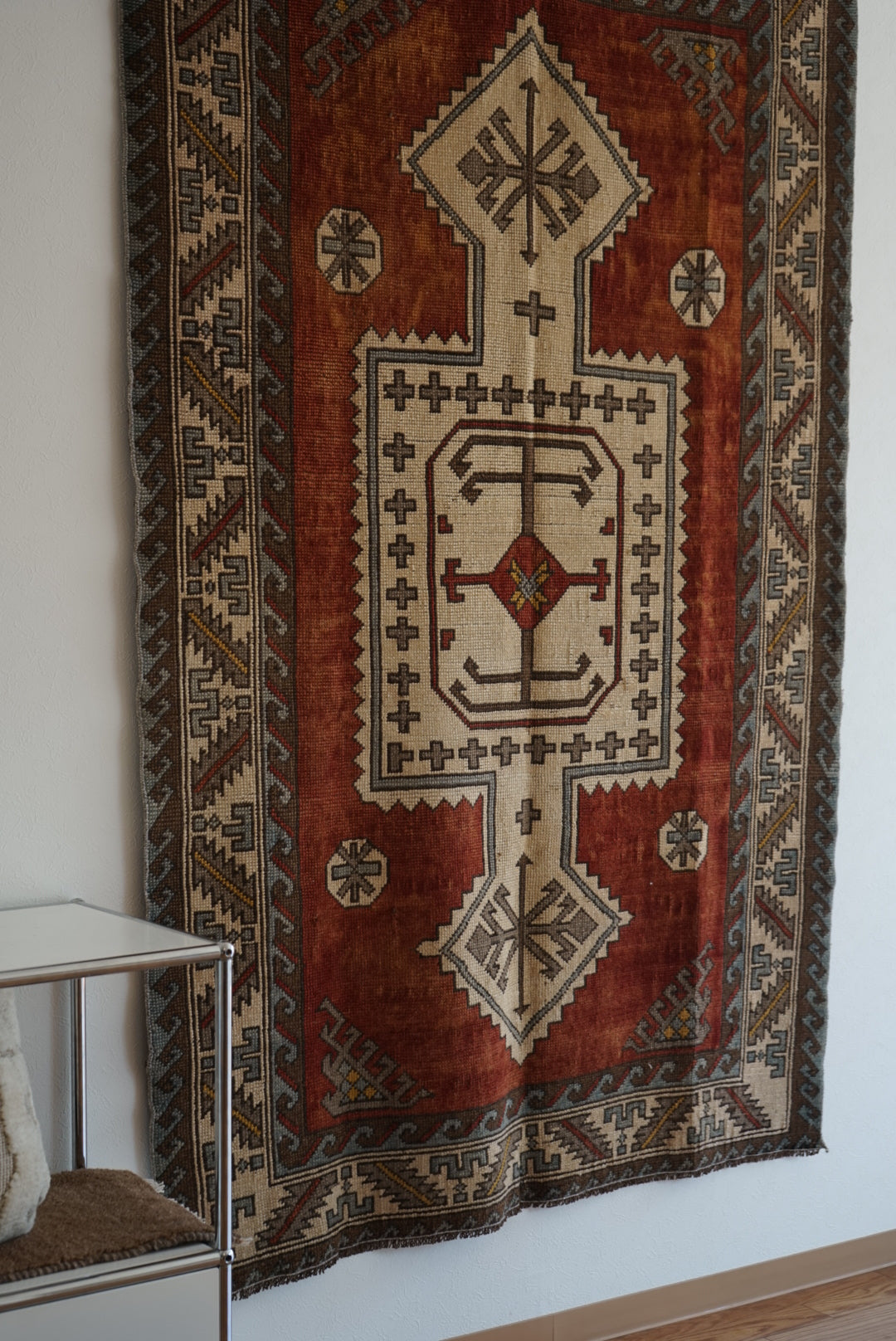 Türkiye Old Eastern Anatolia Orange Medallion 1960年代 194 × 121 cm No.TR25400