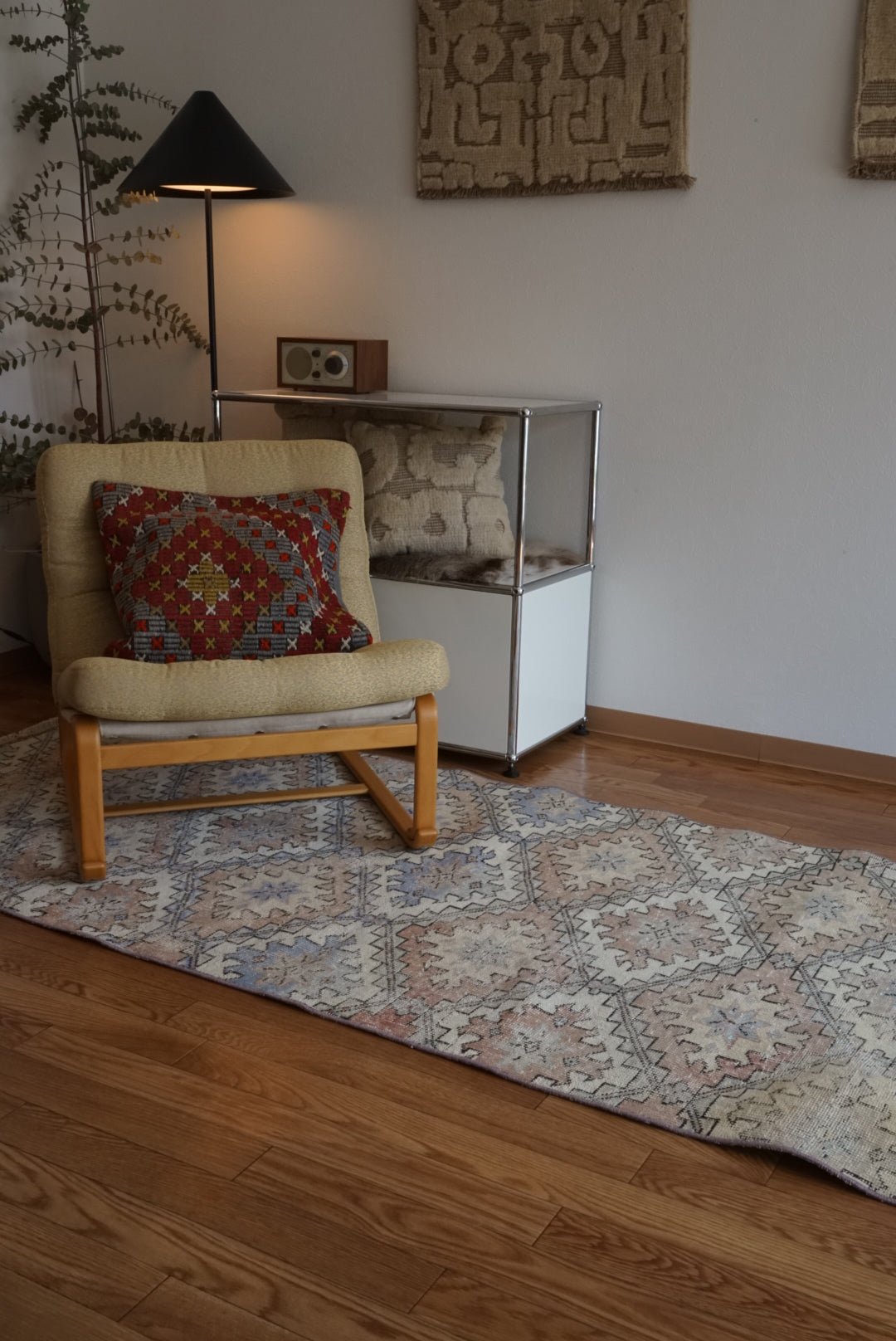 Türkiye Old Isparta Runner Beige , Blue Mix 1970年代 229 × 98 cm No.TR25471