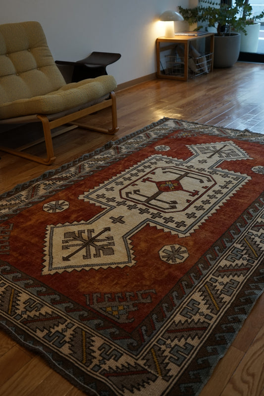 Türkiye Old Eastern Anatolia Orange Medallion 1960年代 194 × 121 cm No.TR25400