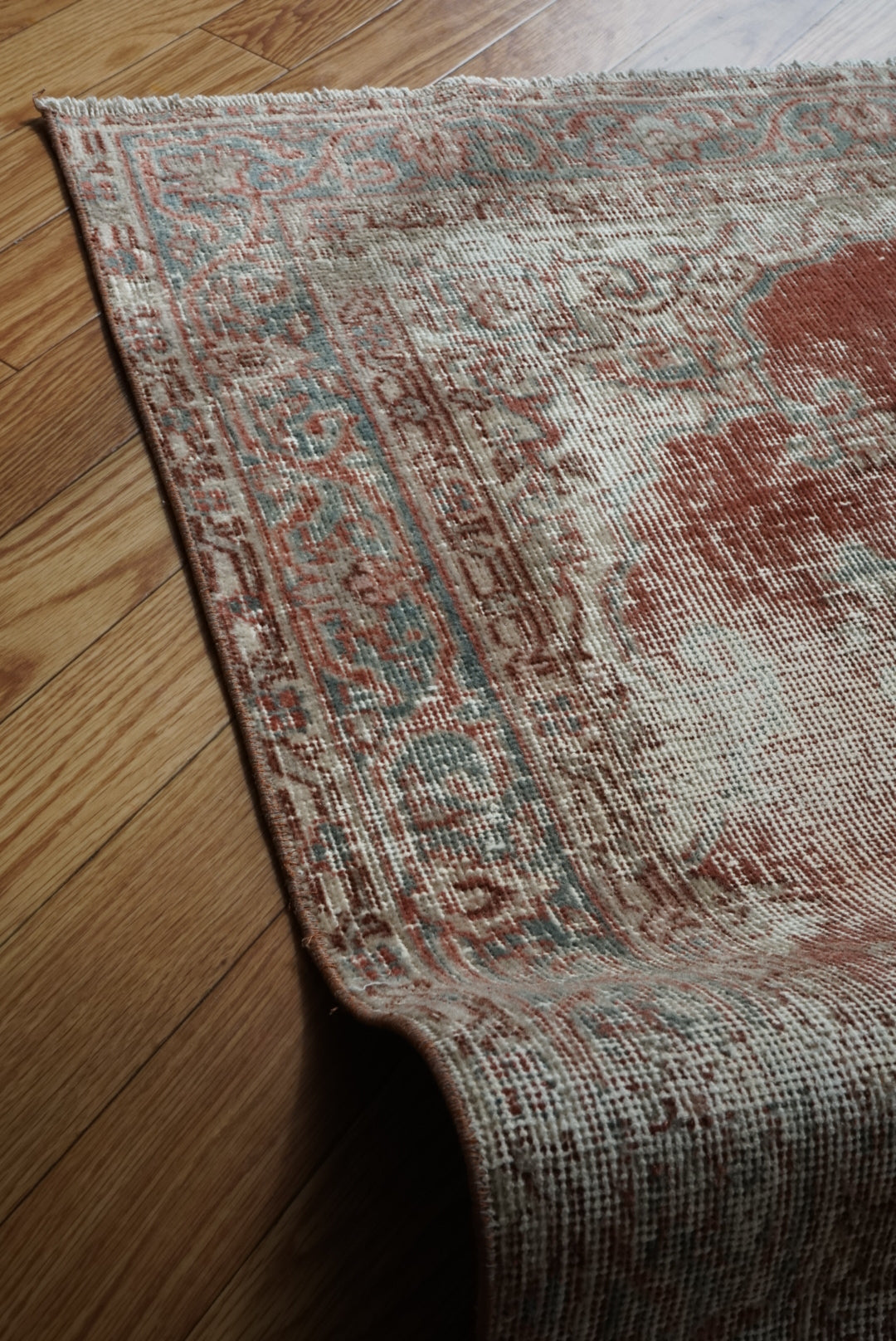 Türkiye Old Isparta Red , Clay blue , Medallion 1960年代 186 × 108 cm No.TR25456