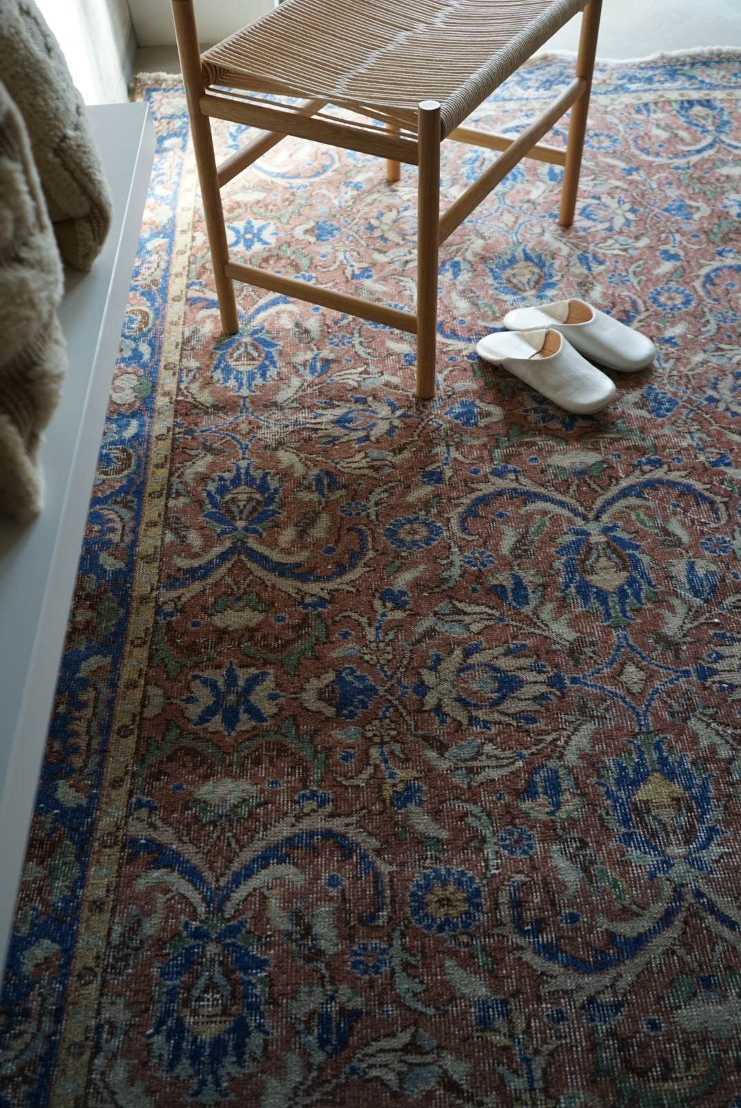 Türkiye Old Isparta Scarlet , Blue 1970年代 242 × 154 cm No.TR25264