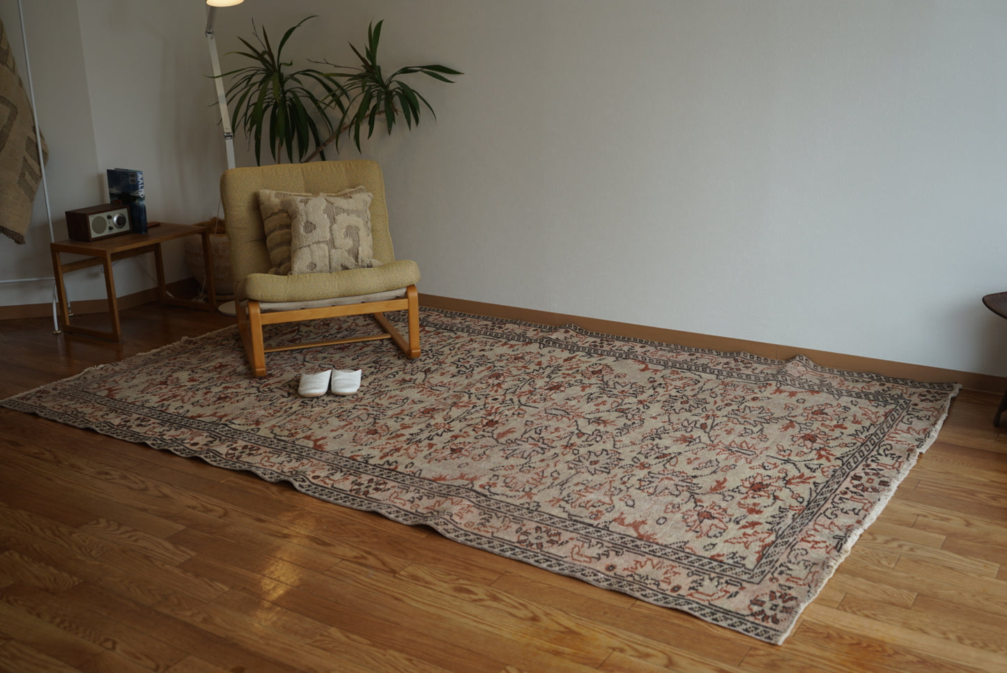 Türkiye Old Kayseri Olive , Beige Flower 1970年代 270 × 169 cm No.TR25389
