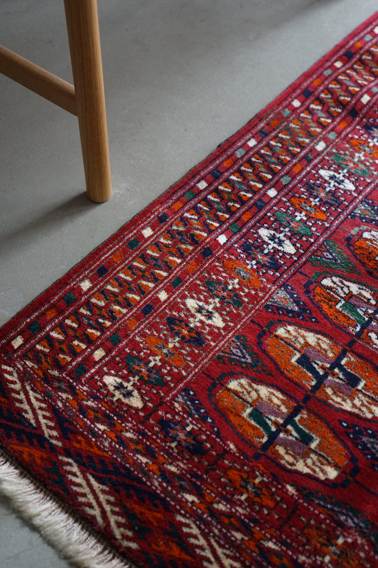 IRAN ANTIQUE TURKMEN YAMUT 1900年代 117 × 78 cm