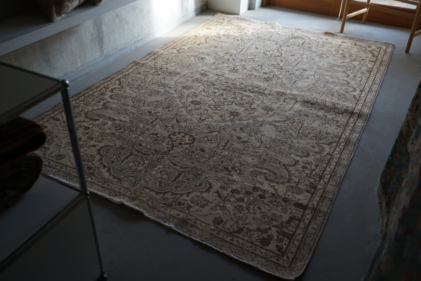 Türkiye Old Isparta Ecru , Gray 1960-1970年代 249 × 158 cm No.TR25265