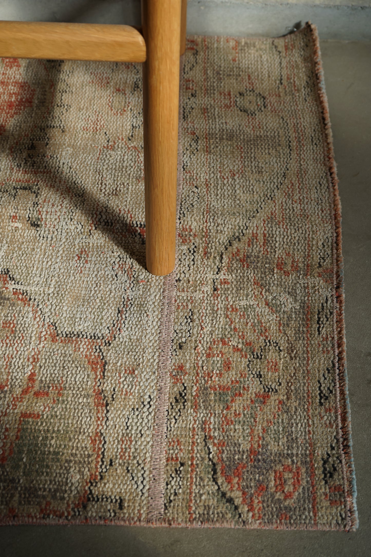 TURKEY VINTAGE SMALL RUG RED FLORAL 97 × 69 cm No.TR25183