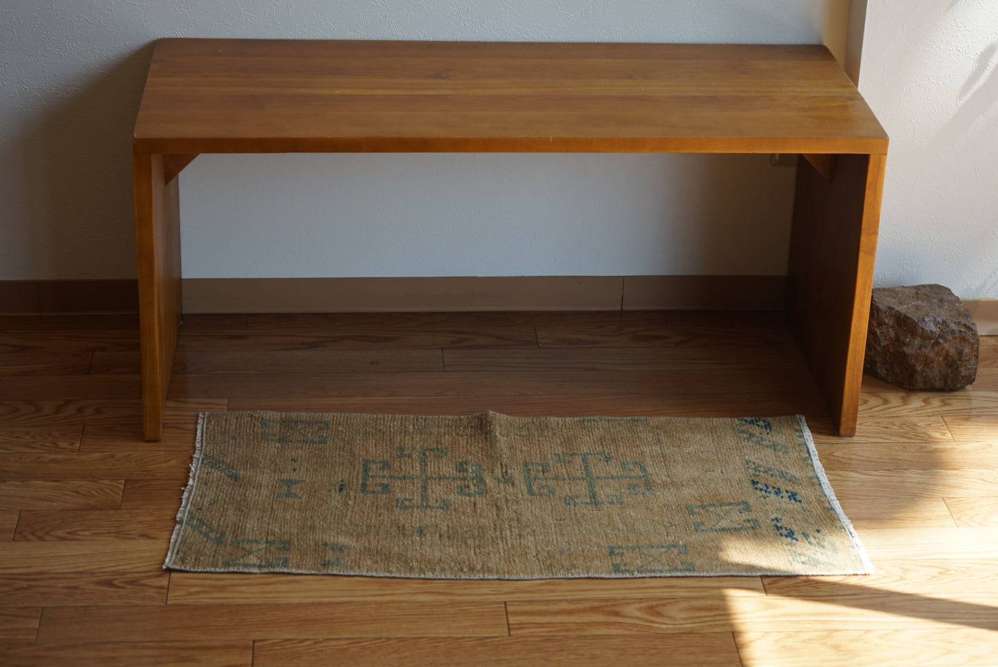 Türkiye Old Oushak Beige , Blue 1970年代 85 × 41 cm No.TR25406