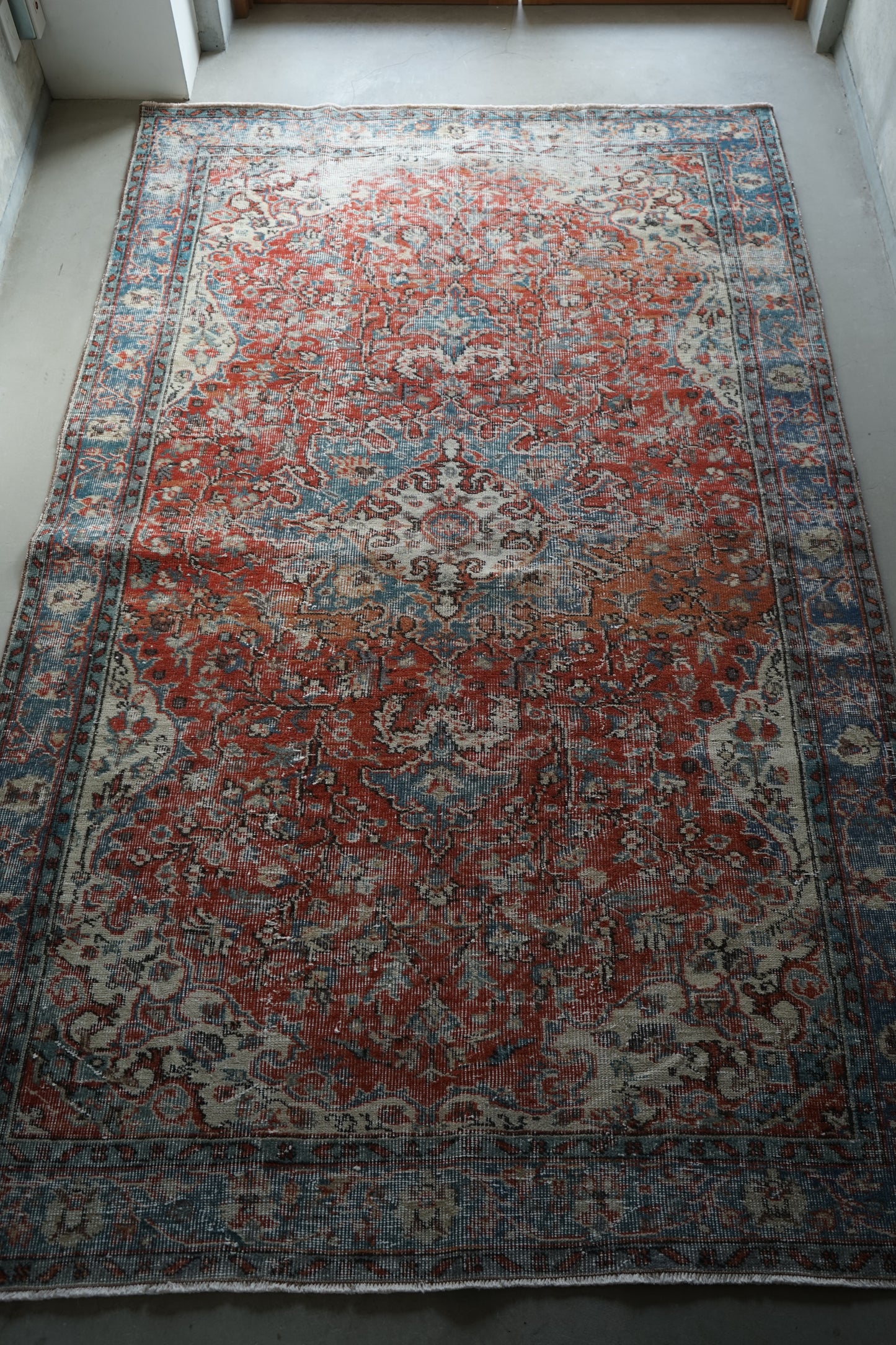 TURKEY OLD ISPARTA TURQUOISE RED 1970年代 261 × 155 cm No.TR25212