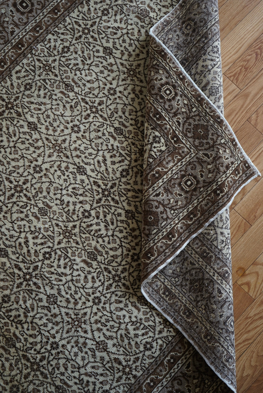 Türkiye Old Kayseri Beige , Brown Flower 1970年代 210 × 142 cm No.TR25388
