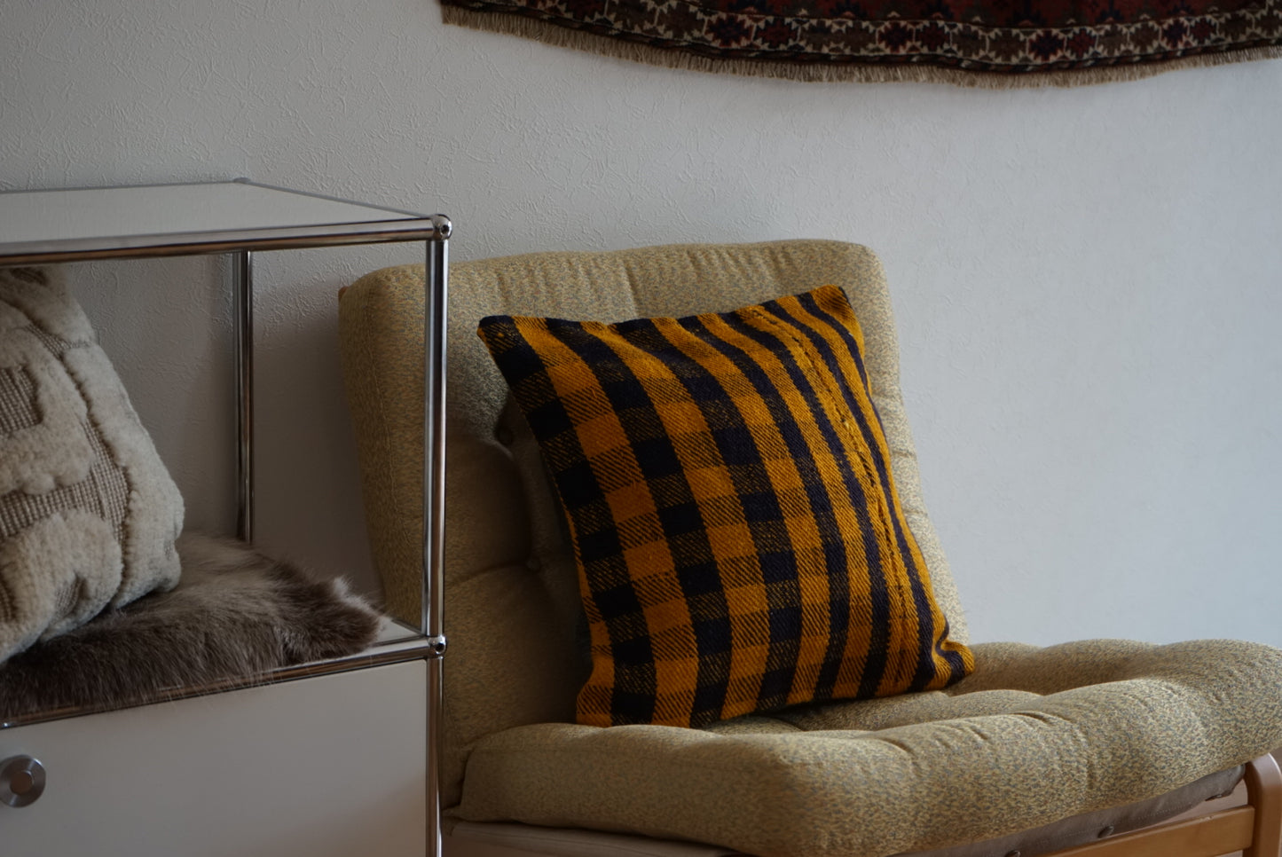 Türkiye Old Kilim Cushion Cover Yellow , Navy Checker Design 45 × 45 cm No.TR25530 / 国内送料無料・羊毛手織りキリム