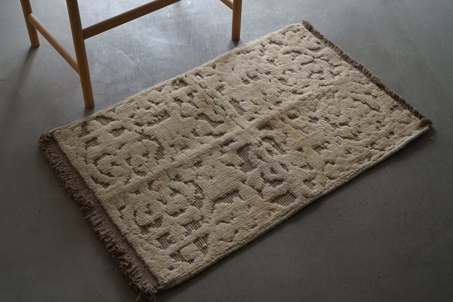 店頭販売 ORIGINAL IRAN QASHQAI KILIM DOORSIZE " LIFE " 95 × 65 cm