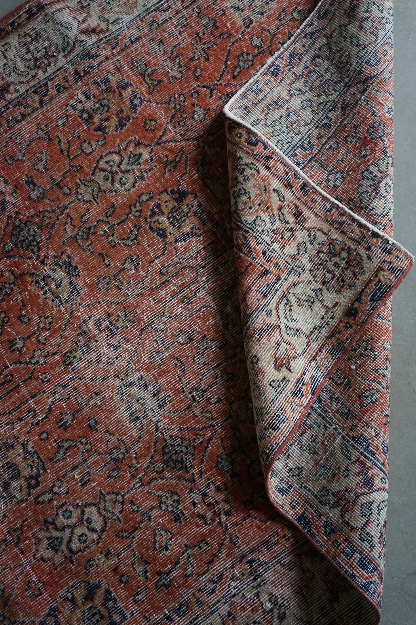 TURKEY OLD ISPARTA ORANGE 1970年代 191 × 129 cm No.TR25199