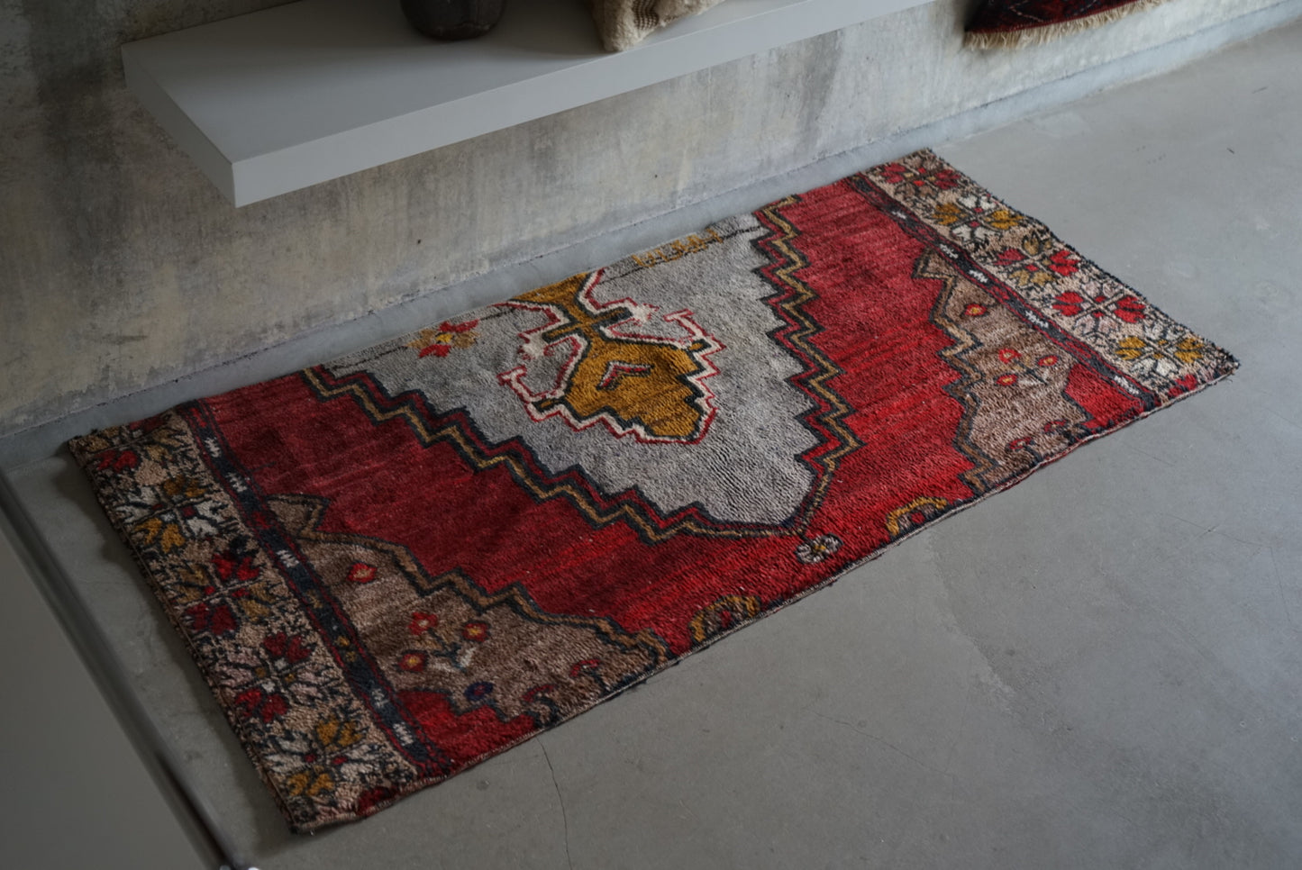 Türkiye Old Isparta Medallion Red , BlueGlay 1970年代 138 × 63 cm No.TR25286