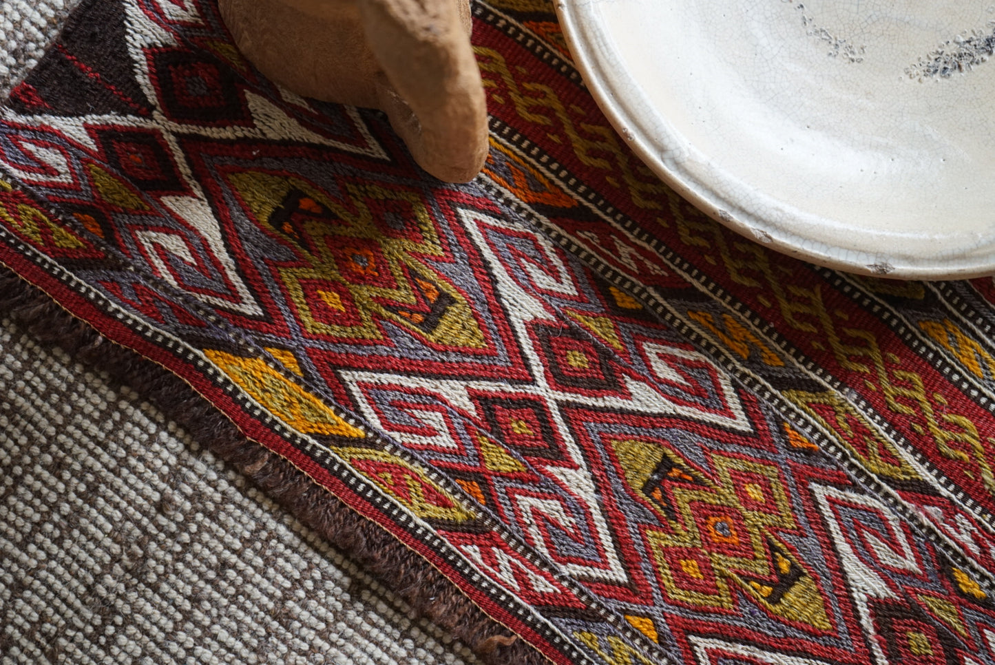 EASTERN TURKEY VINTAGE KURDISTAN KILIM 1965-1970年代 92 × 81 cm