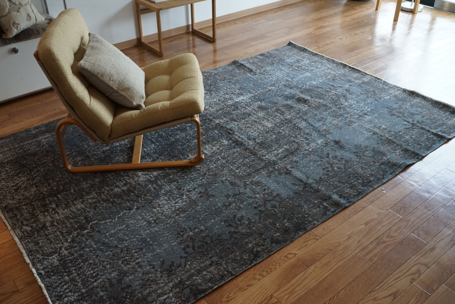 Türkiye Old Isparta Medallion Overdye Blue Glay , Brown 1970年代 250 × 161 cm No.TR25495 / 国内送料無料