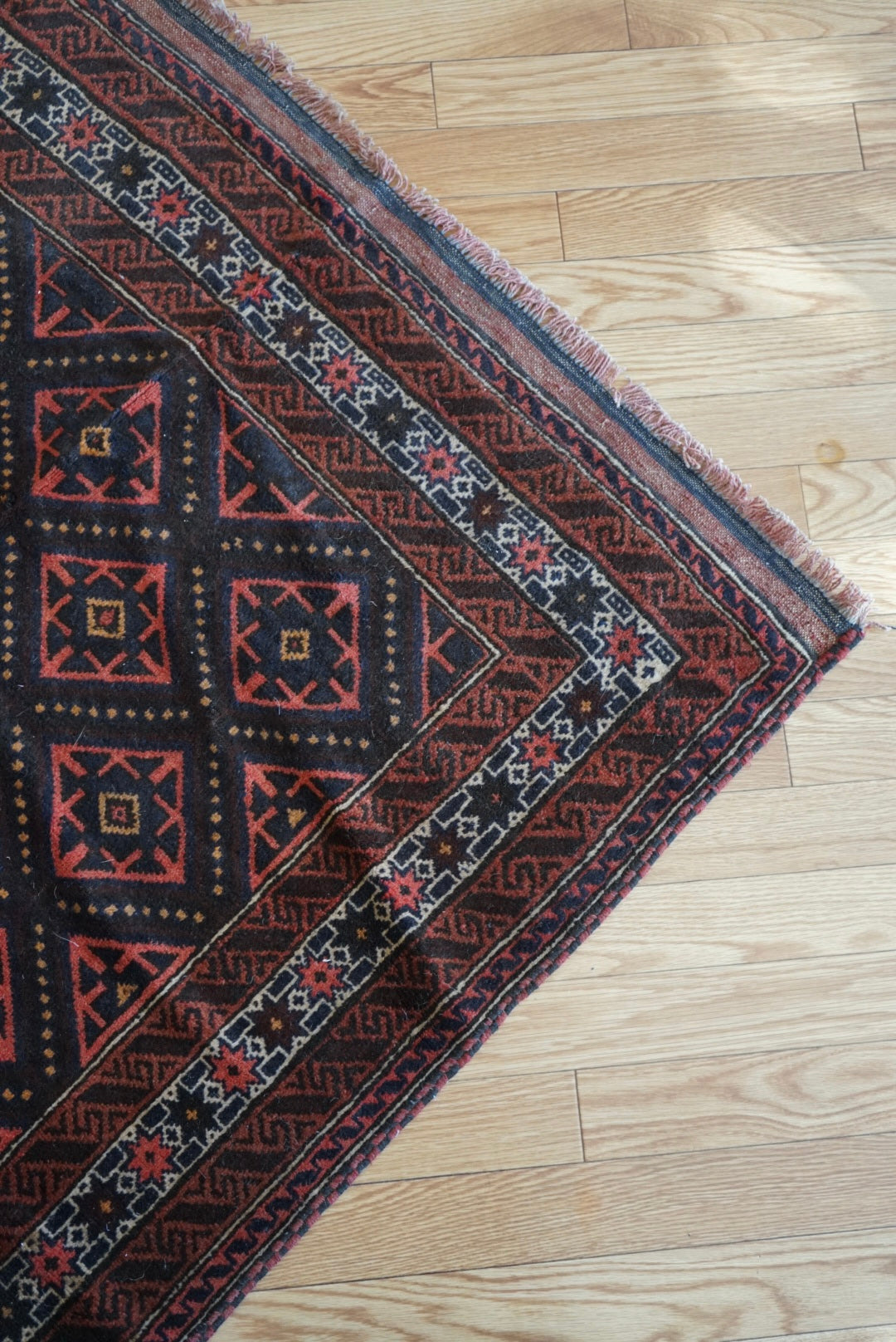 Afghanistan Old Baluch Taimani 1980年代 193 × 123 cm  No.AF2543 / 国内送料無料・羊毛手織り絨毯