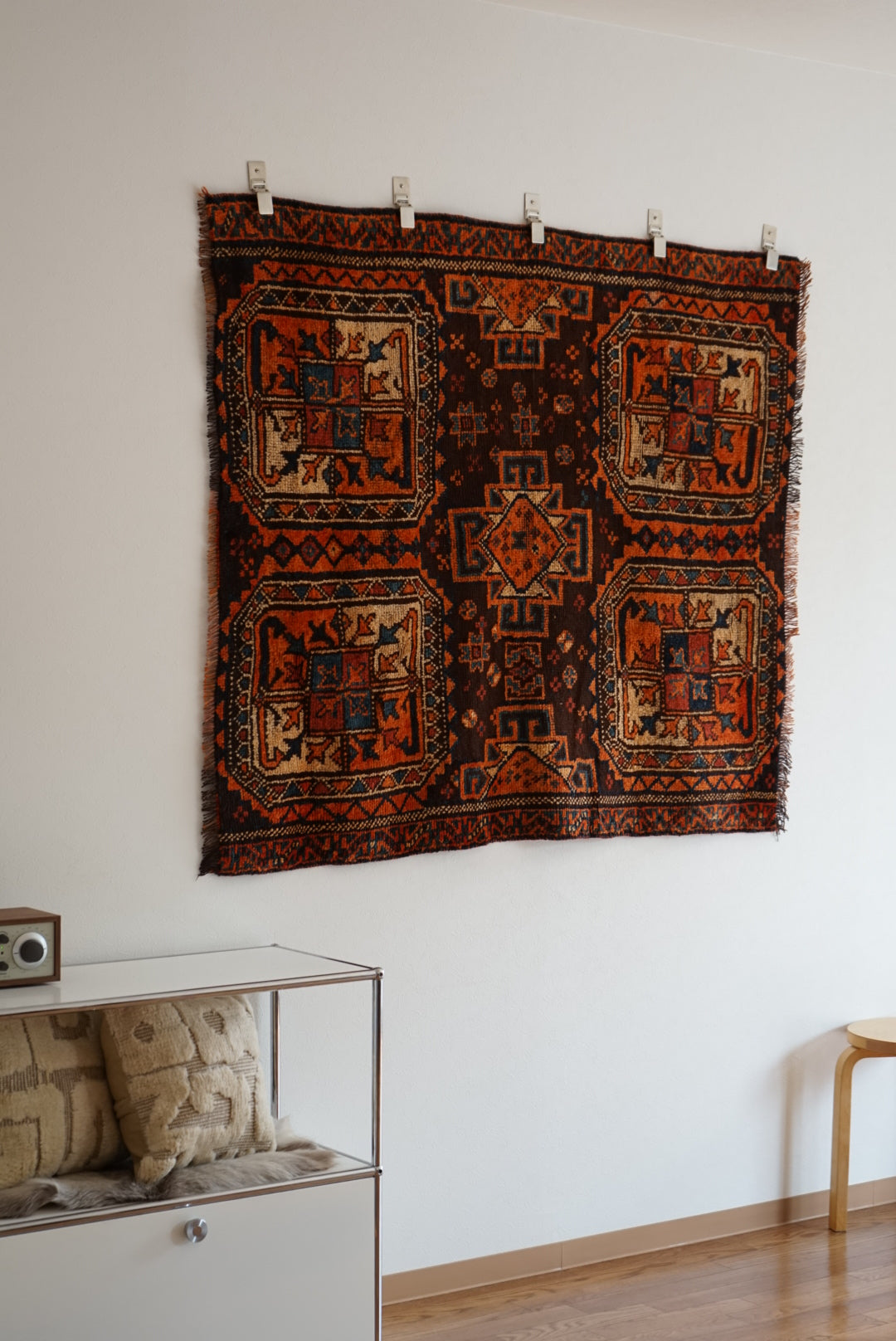 店頭販売 Iran Antique Shiraz Lori 1860年代 142 × 123 cm