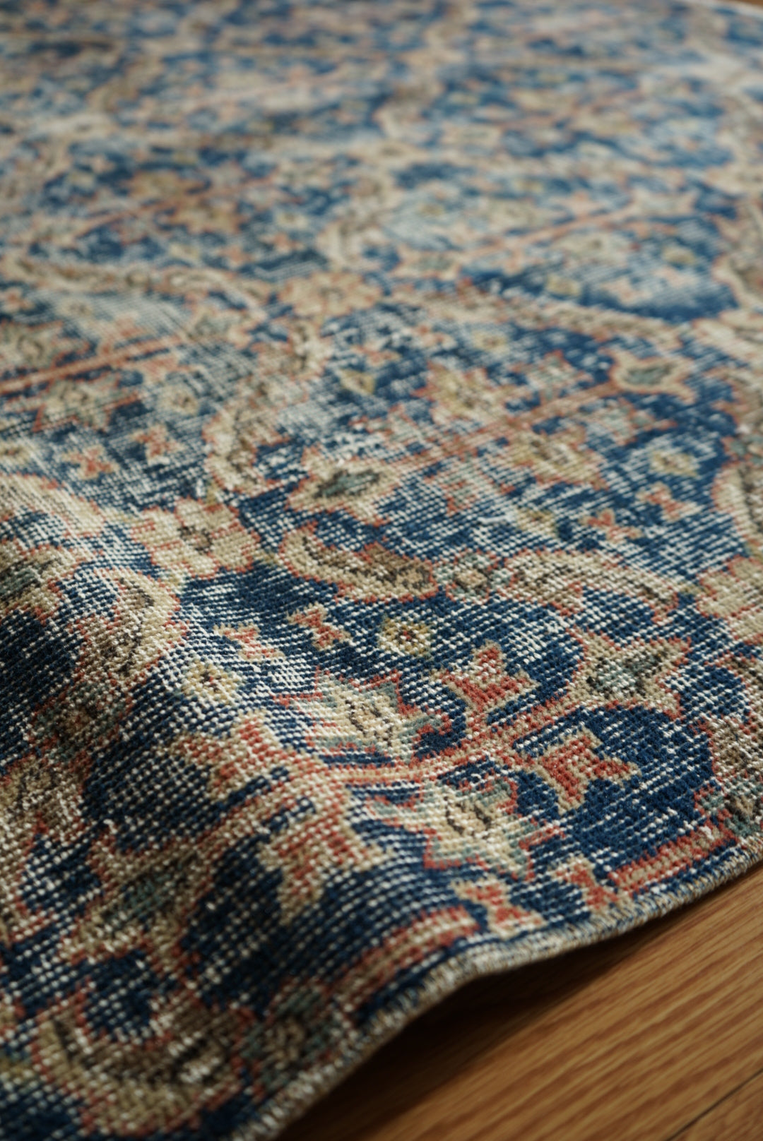 Türkiye Old Isparta Blue 1970年代 255 × 176.5 cm No.TR25434