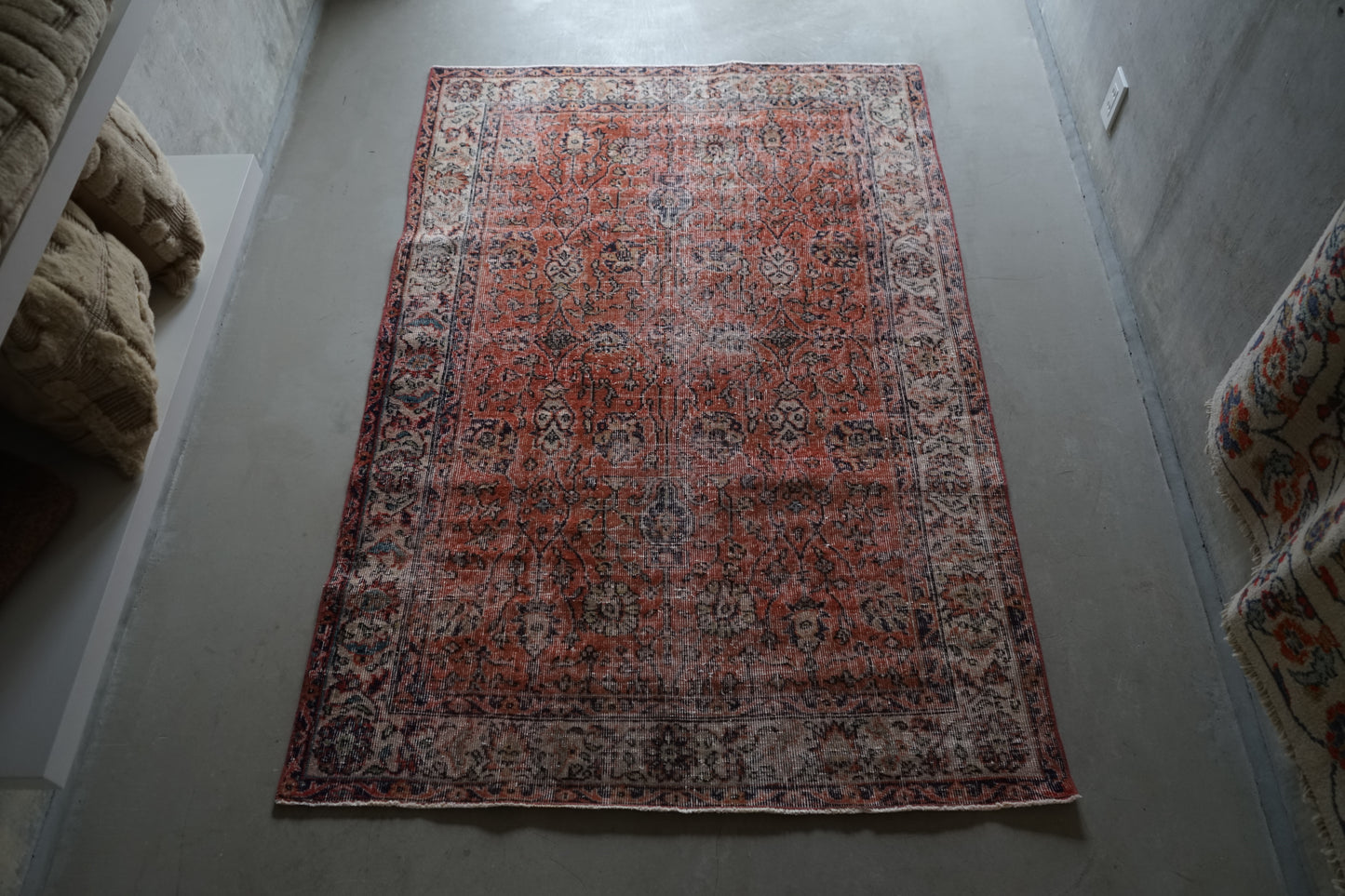 TURKEY OLD ISPARTA ORANGE 1970年代 191 × 129 cm No.TR25199