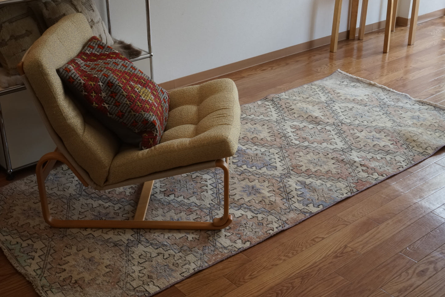 Türkiye Old Isparta Runner Beige , Blue Mix 1970年代 229 × 98 cm No.TR25471