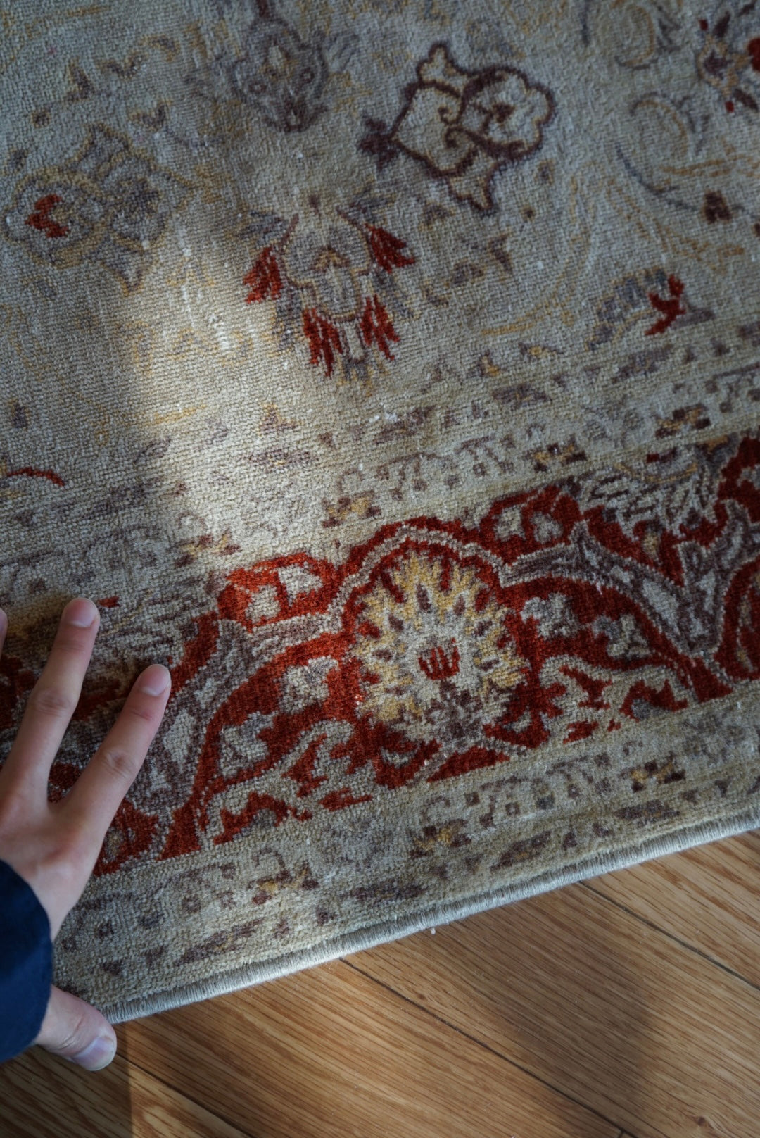 Türkiye Old Anatoria Beige , Red 1960年代 222 × 136 cm No.TR25551 / 国内送料無料・羊毛手織り絨毯